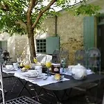 Chateau De L'isle - D'hotes Castelnau-de-Médoc