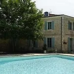 Chateau De L'isle - D'hotes