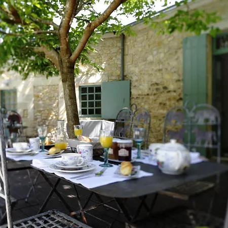 Maison d'hôtes Château De L'isle - D'hôtes