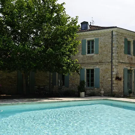 Maison d'hôtes Château De L'isle - D'hôtes