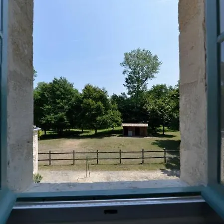 샤토 드 리즐 - 샹브레 도테 3* Castelnau-de-Médoc