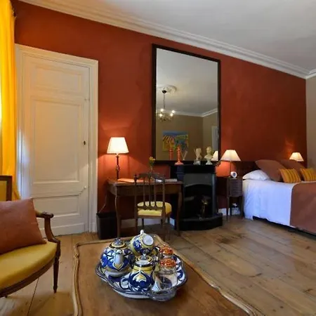 Château De L'isle - D'hôtes 5*