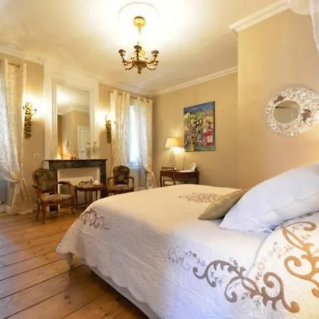 샤토 드 리즐 - 샹브레 도테 3* Castelnau-de-Médoc
